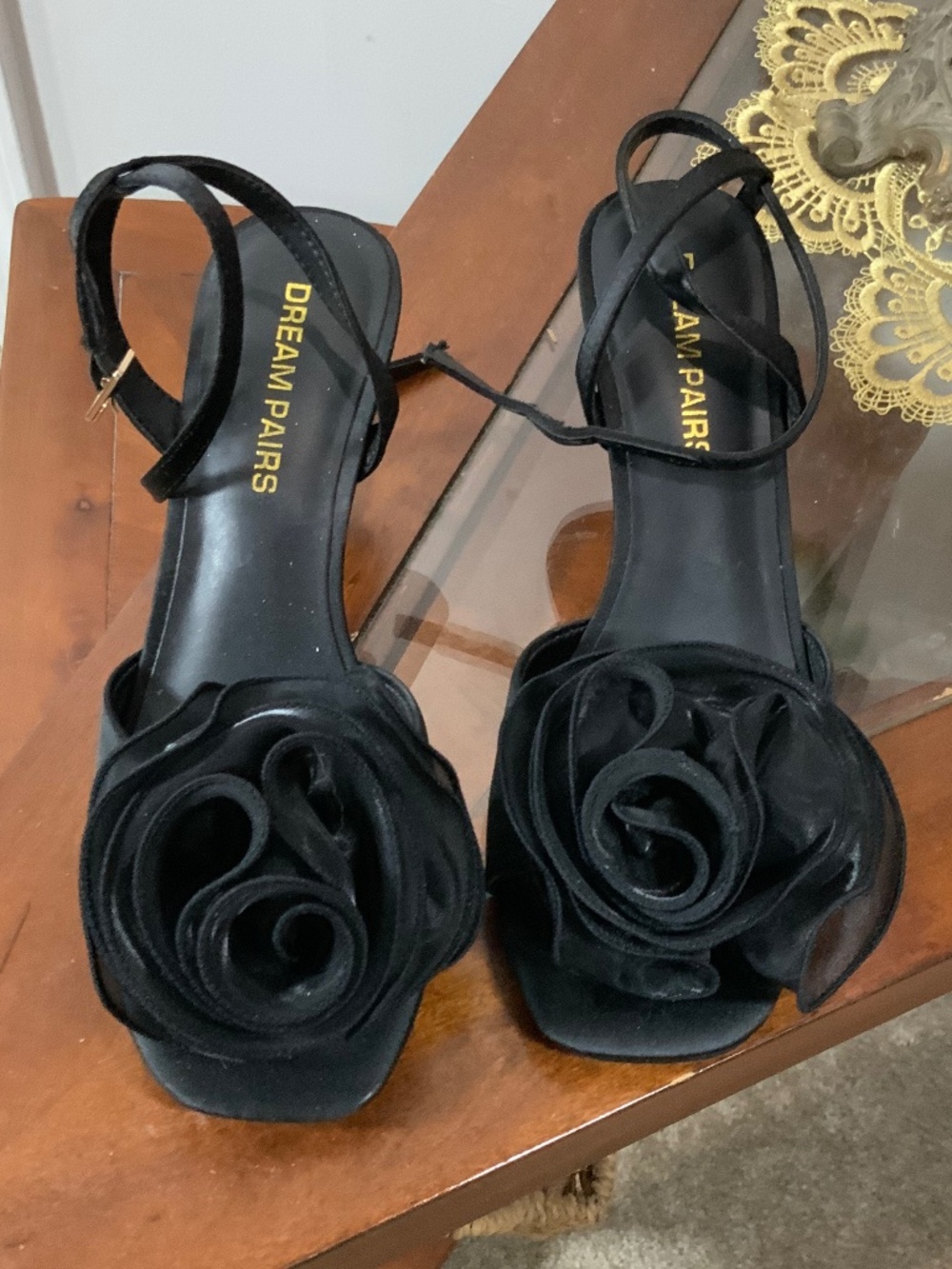 Dream Pairs Black 3D Floral Rosette Ankle Strap Dress Heels Pumps Size 6.5 Party